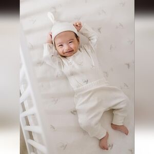 Pehr 3 piece set hat/ pants/ bodysuit Stork surprise pattern 6-12 months